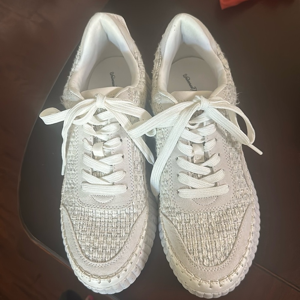 Women’s Persephone Sneakers size 8